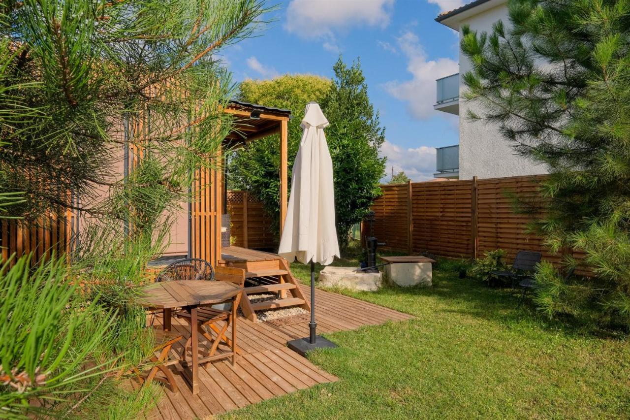 Les Suites D'Alienor-Suite Mimosa Pessac Exterior foto