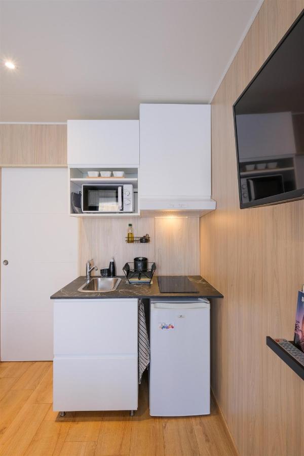Les Suites D'Alienor-Suite Mimosa Pessac Exterior foto